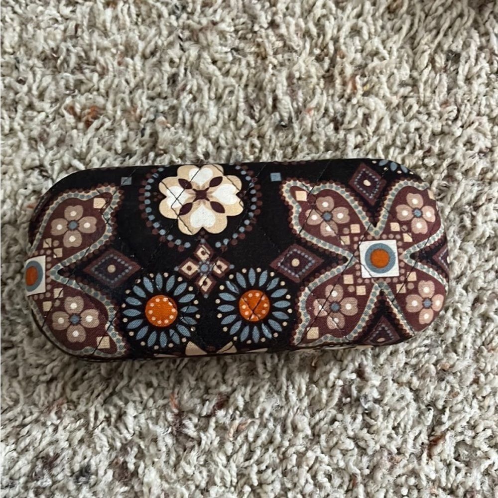 Vera Bradley Mystery Reseller Box - Bundle of 4 items! - Picture 6 of 8